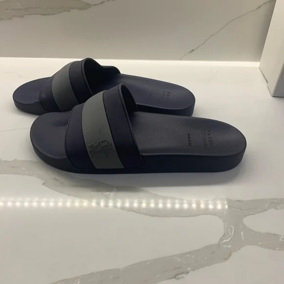Brunello Cucinelli sliders size 42 new with box and one bag